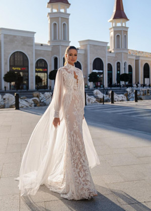 Beaded Ivory Lace Tulle Wedding Dress With Cape Beaded Ivory Lace Tulle Wedding Dress With Cape